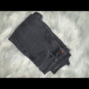 Women’s size 4 Long American eagle jeans